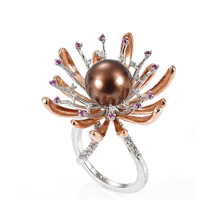 Ring white and pink gold 18kt brilliant cut diamonds 0,12ct and sapphires 0,18ct Chocolate Pearl